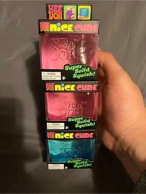 Needoh Nice Cube x2 Pink & x1 Blue